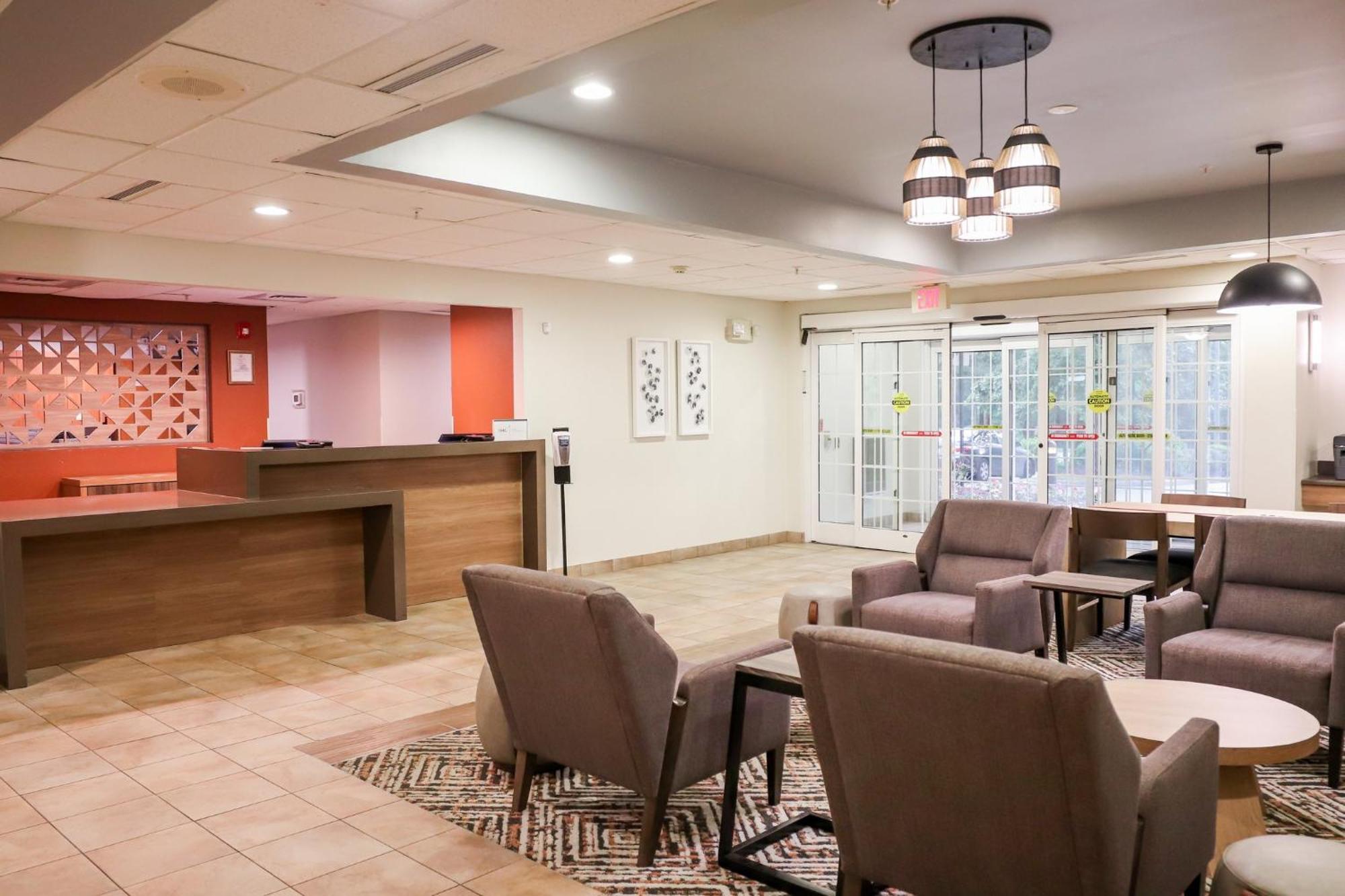 Candlewood Suites Richmond Airport By Ihg Sandston Bagian luar foto